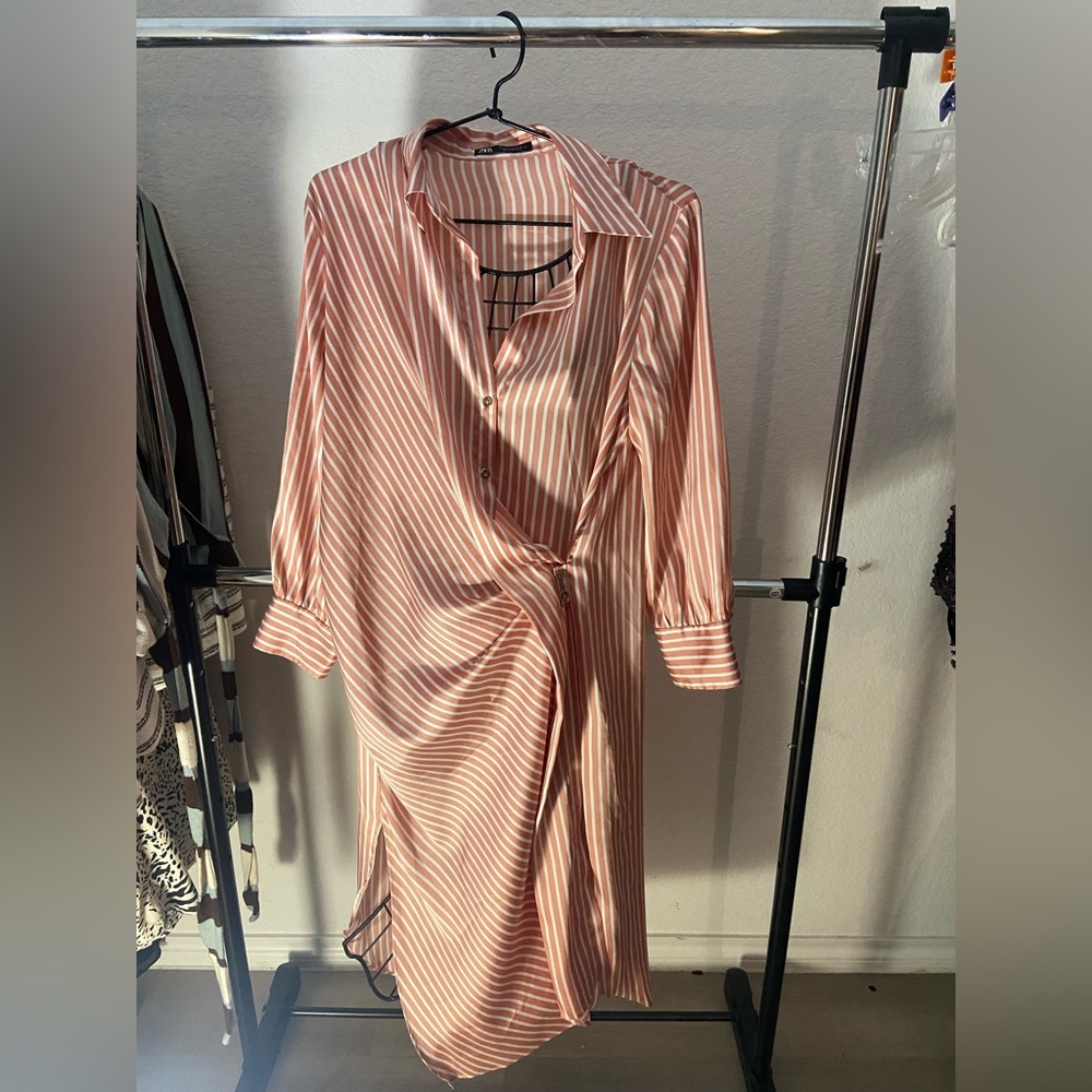 Zara stripped silk med dress that can be worn in 2 different ways once buttoned.